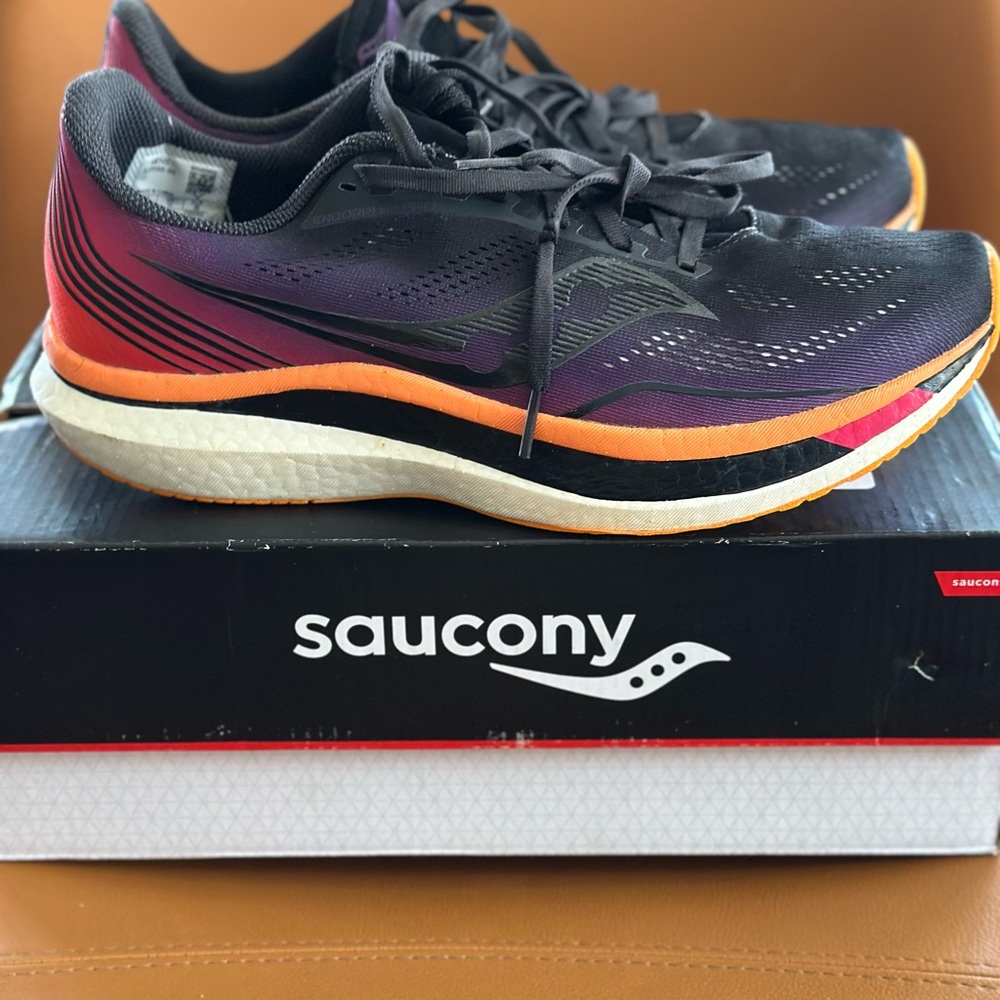 Saucony Endorphin Pro - Carbon Plated Racer